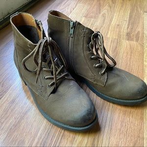 Steve Madden Boots